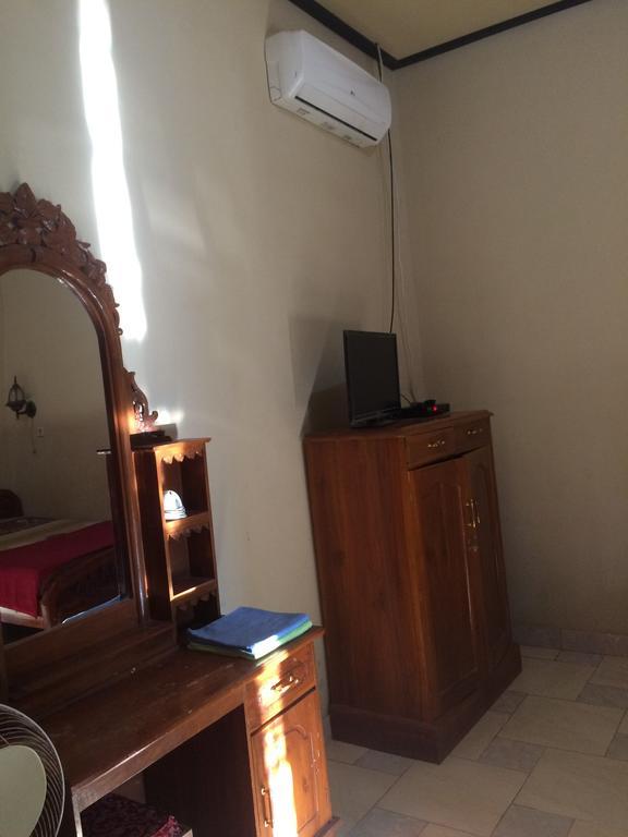 Ray Homestay Batununggul Екстериор снимка