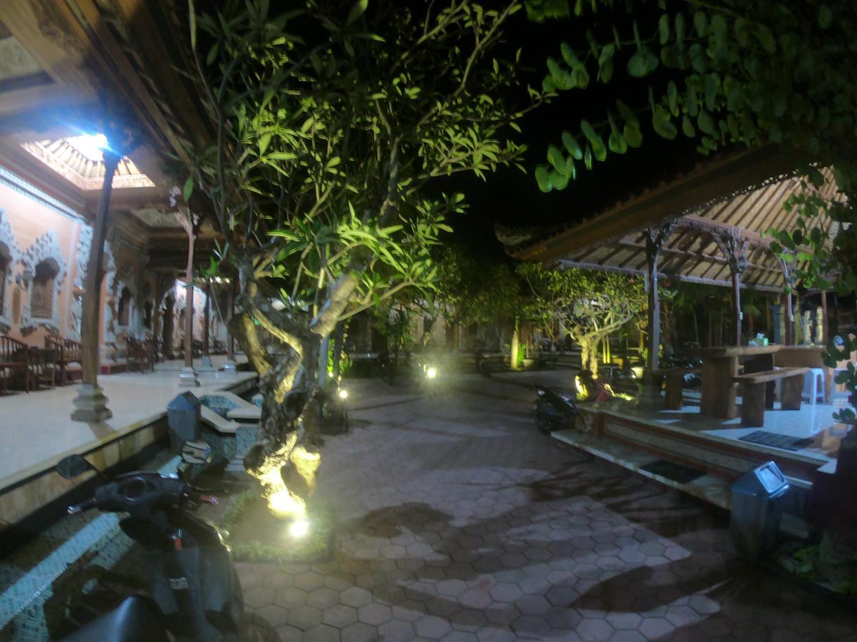 Ray Homestay Batununggul Екстериор снимка