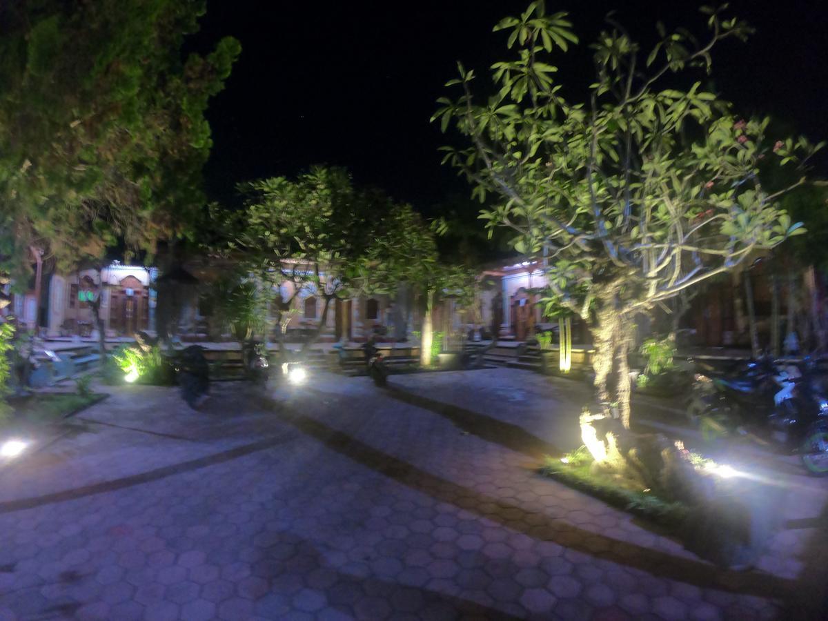 Ray Homestay Batununggul Екстериор снимка
