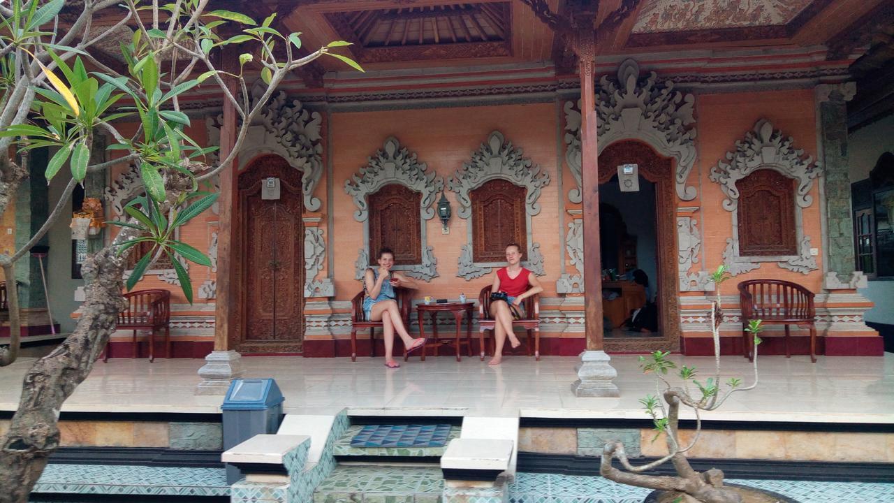 Ray Homestay Batununggul Екстериор снимка